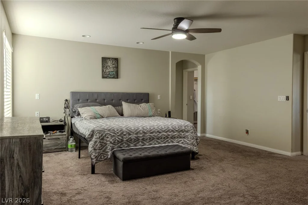 5336 mountain garland, North Las Vegas, NV 89081