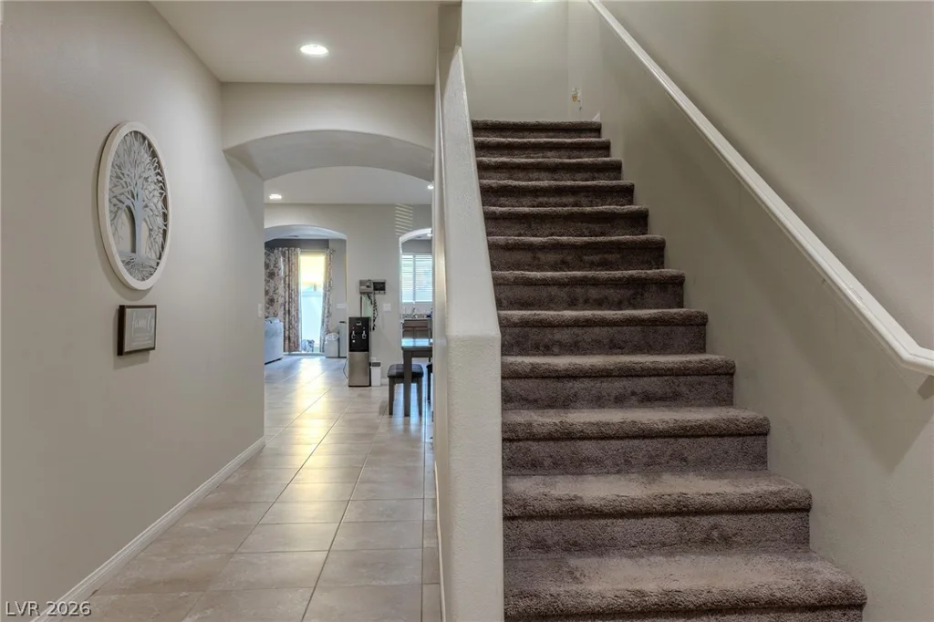 5336 mountain garland, North Las Vegas, NV 89081