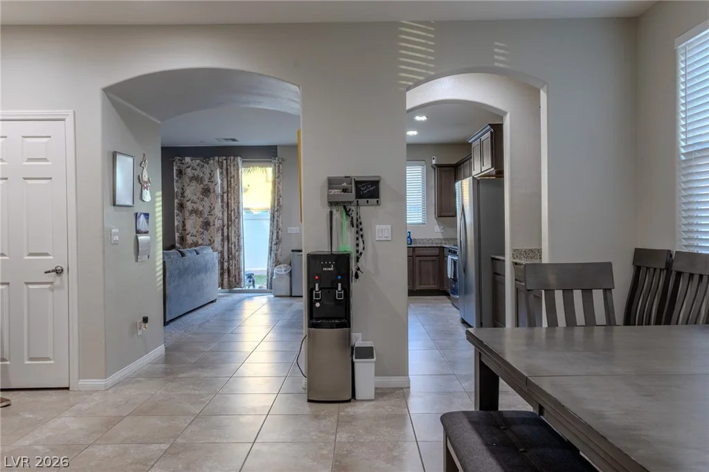 5336 mountain garland, North Las Vegas, NV 89081