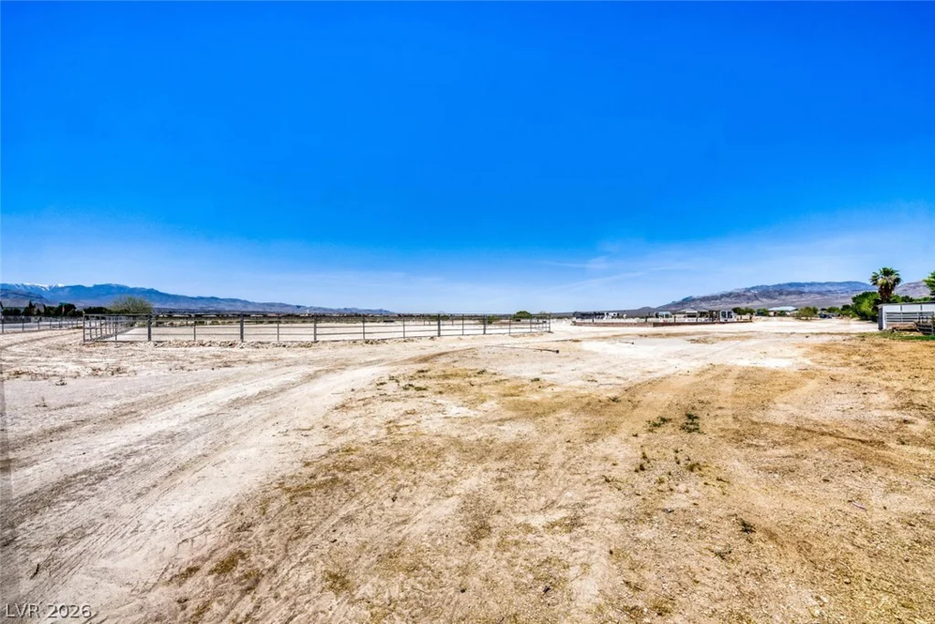 2 Acres Guy & Torrey Pines, Las Vegas, NV 89131