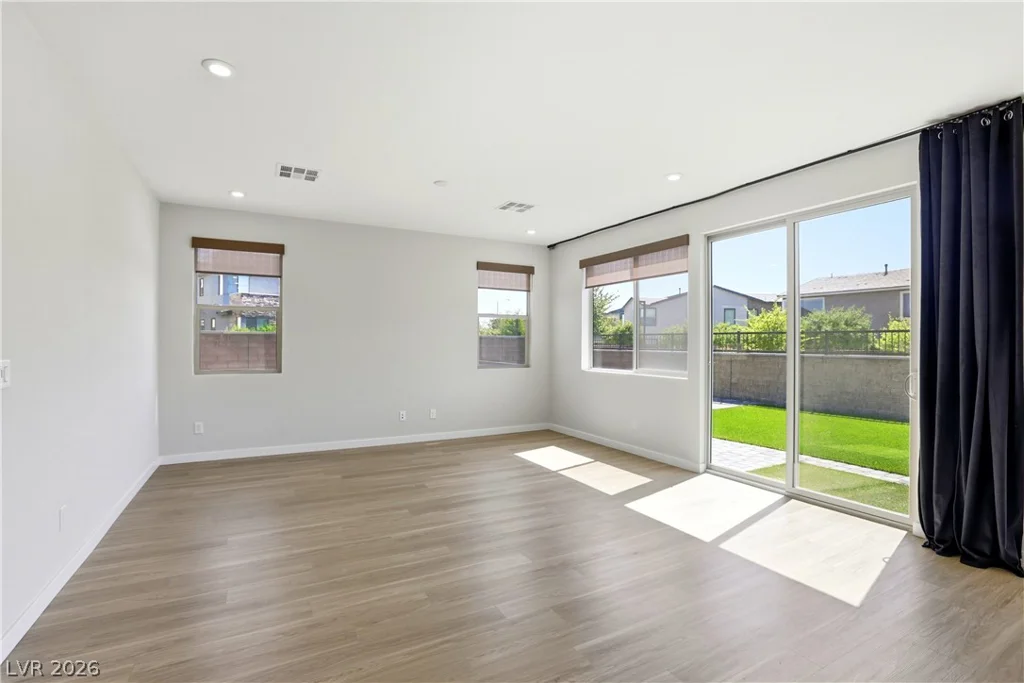 6938 Fordham Creek, North Las Vegas, NV 89084