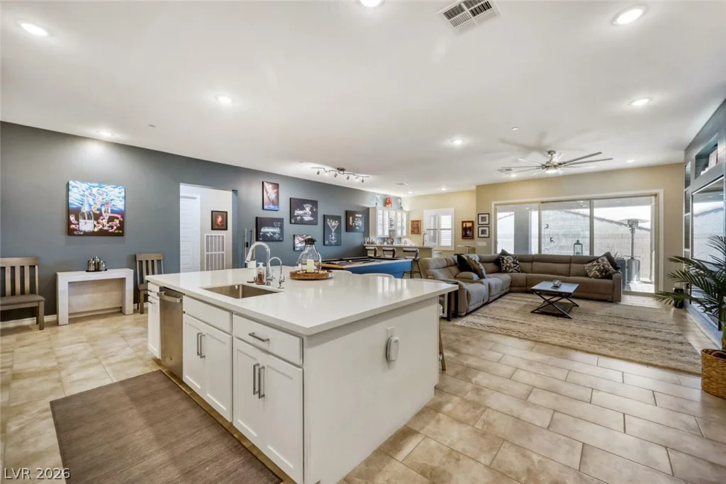 346 Torrelli Falls, Henderson, NV 89011