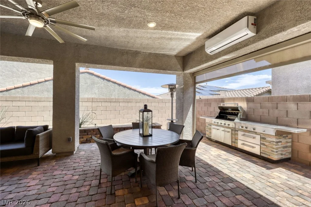 346 Torrelli Falls, Henderson, NV 89011