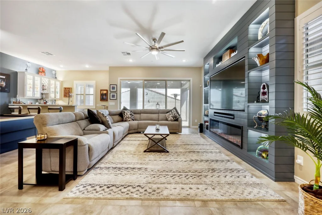 346 Torrelli Falls, Henderson, NV 89011