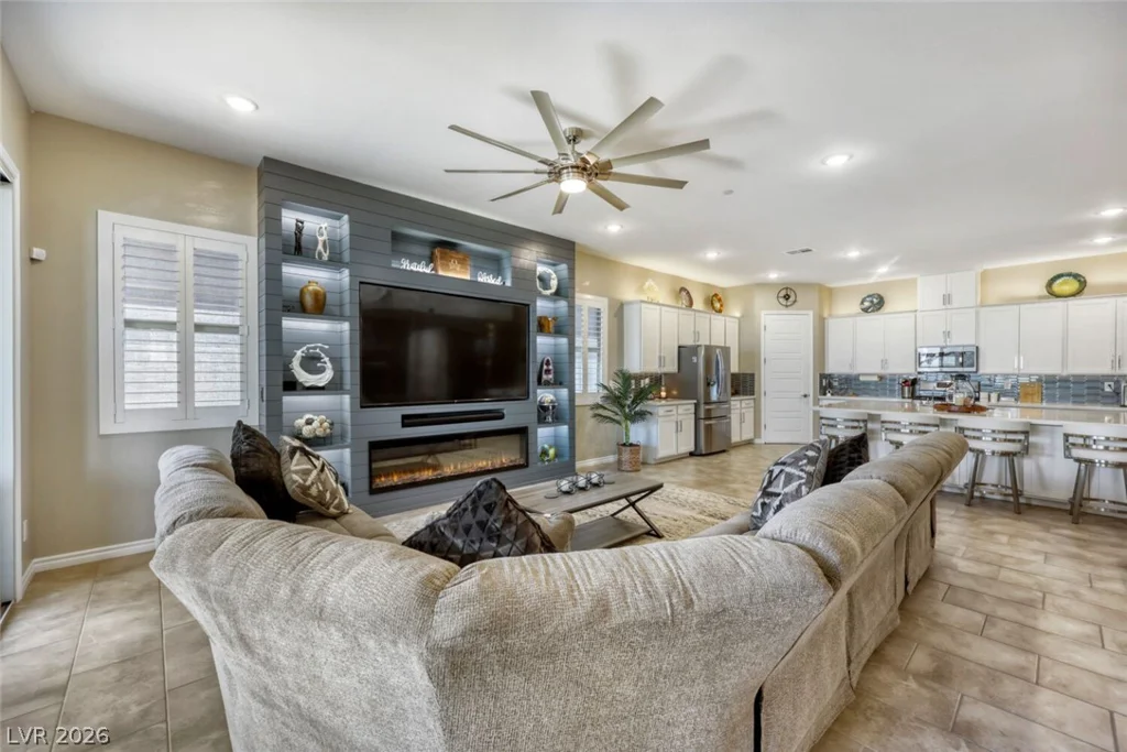 346 Torrelli Falls, Henderson, NV 89011