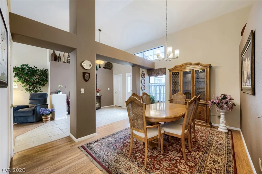 9536 Cliff View, Las Vegas, NV 89117