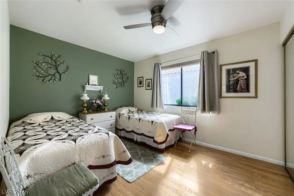 9536 Cliff View, Las Vegas, NV 89117