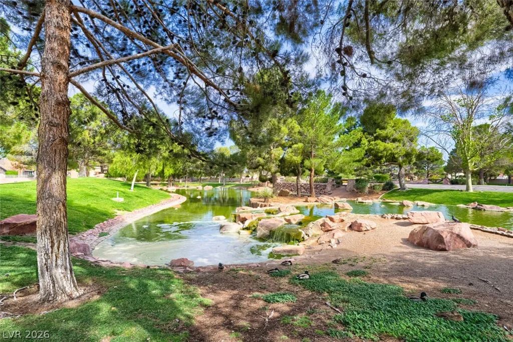 9536 Cliff View, Las Vegas, NV 89117