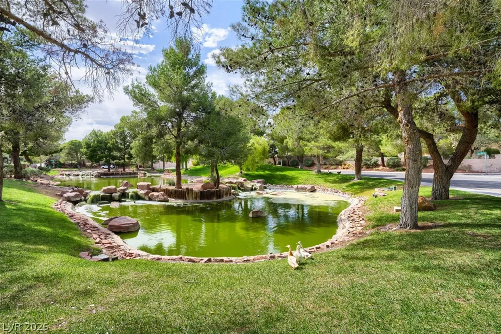 9536 Cliff View, Las Vegas, NV 89117
