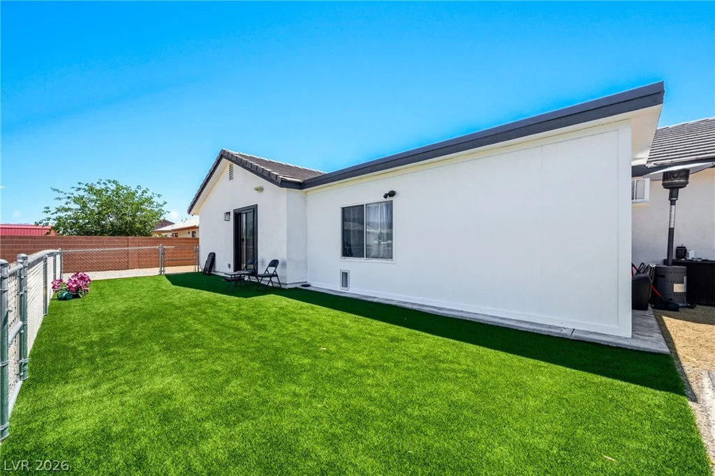 5860 Santovito, Pahrump, NV 89061