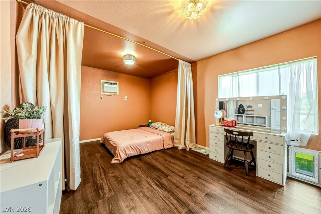 5860 Santovito, Pahrump, NV 89061
