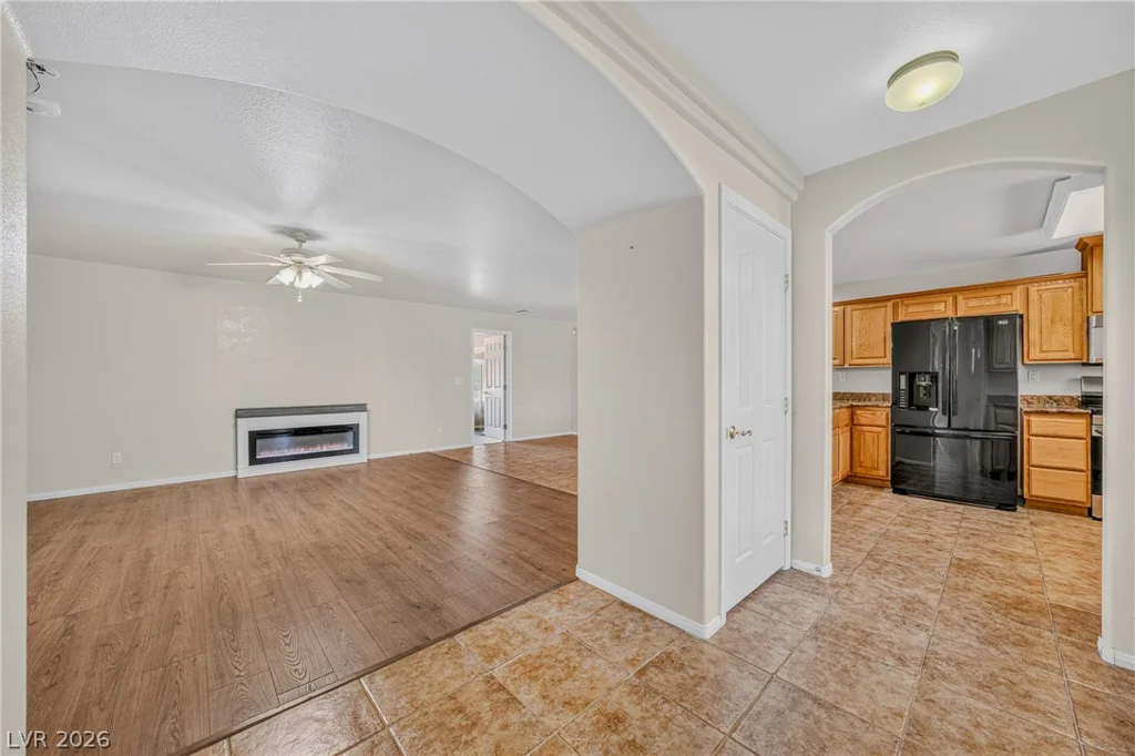5860 Santovito, Pahrump, NV 89061