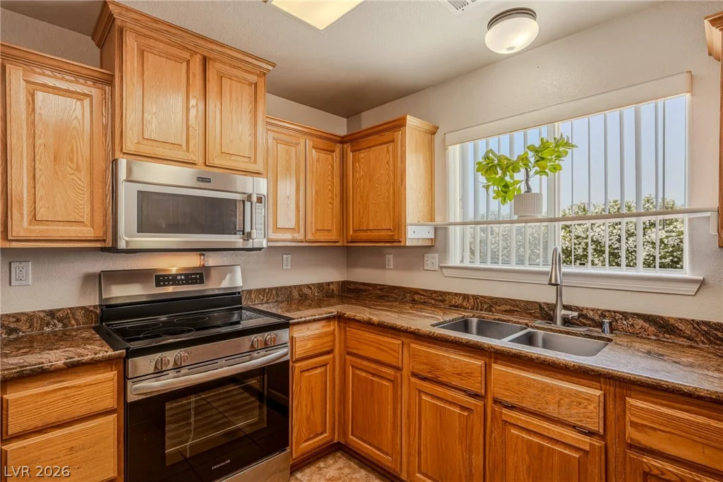 5860 Santovito, Pahrump, NV 89061