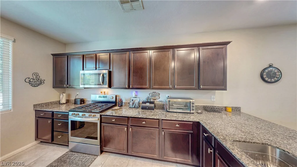 7728 Bandon Cliffs, North Las Vegas, NV 89084