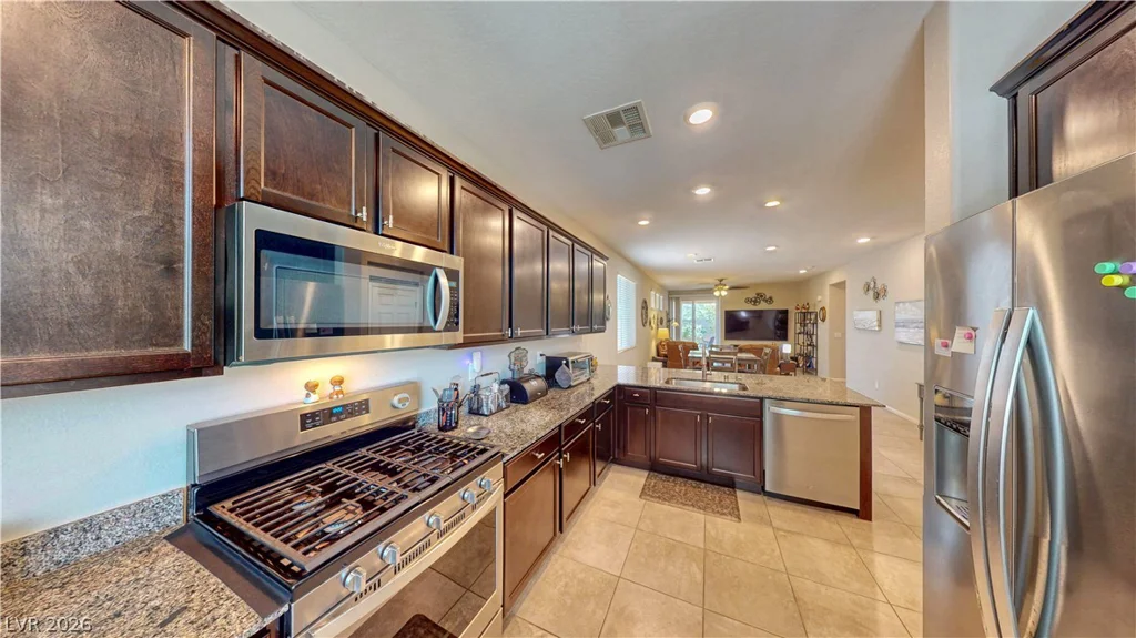 7728 Bandon Cliffs, North Las Vegas, NV 89084