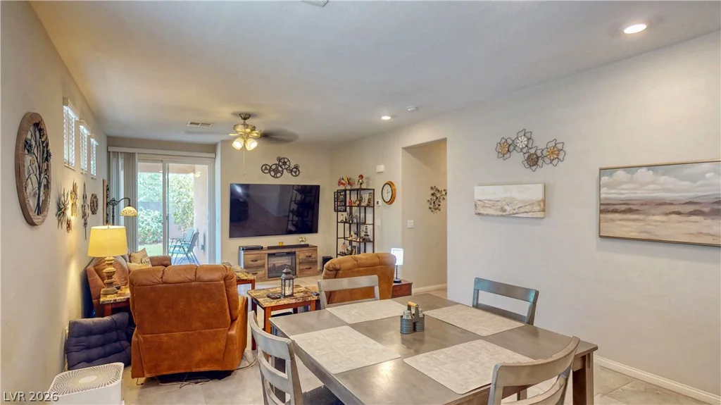 7728 Bandon Cliffs, North Las Vegas, NV 89084