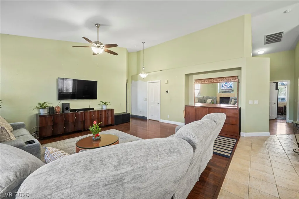 3560 Cupecoy Point, Las Vegas, NV 89141