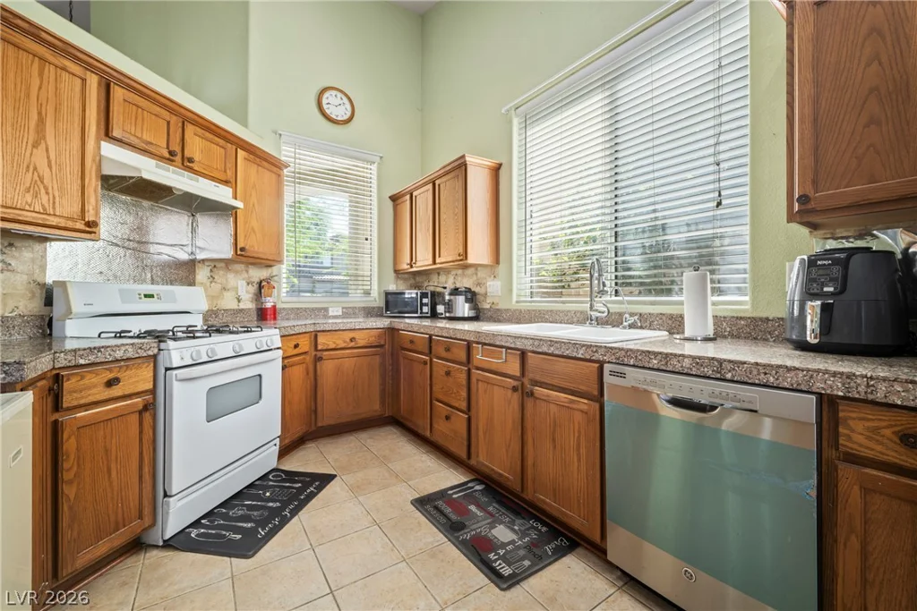 3560 Cupecoy Point, Las Vegas, NV 89141