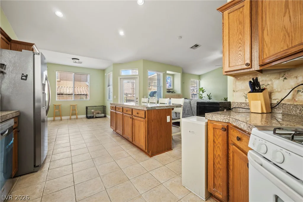 3560 Cupecoy Point, Las Vegas, NV 89141
