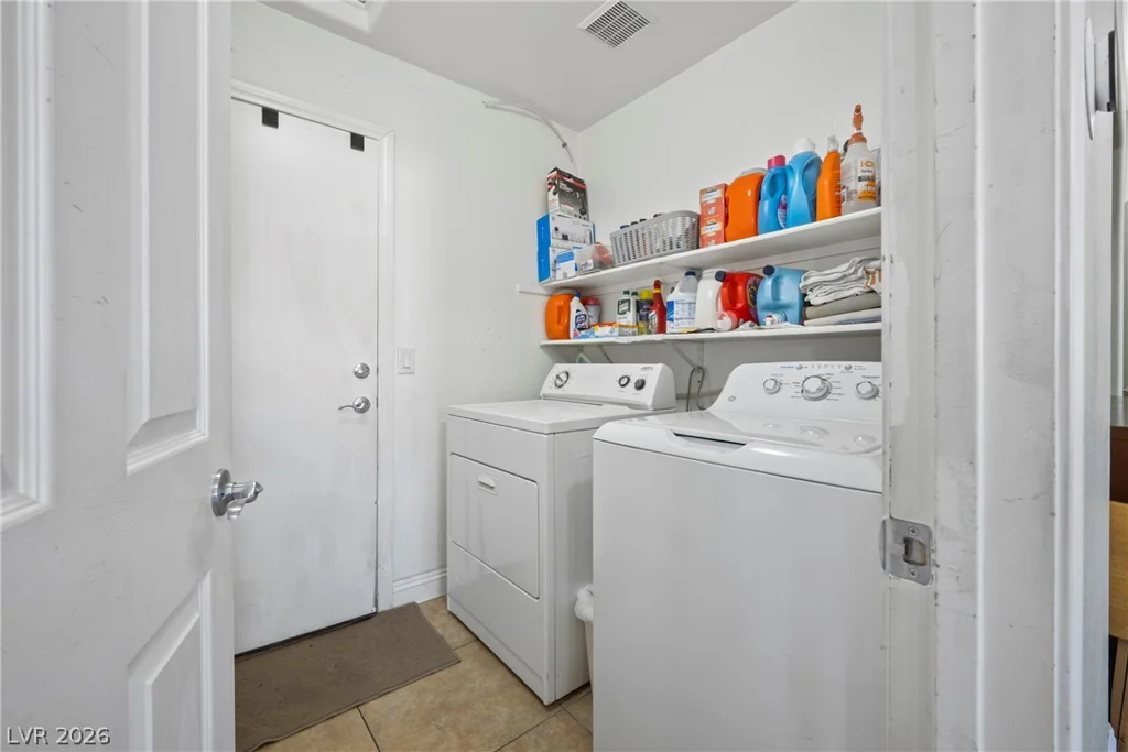 3560 Cupecoy Point, Las Vegas, NV 89141