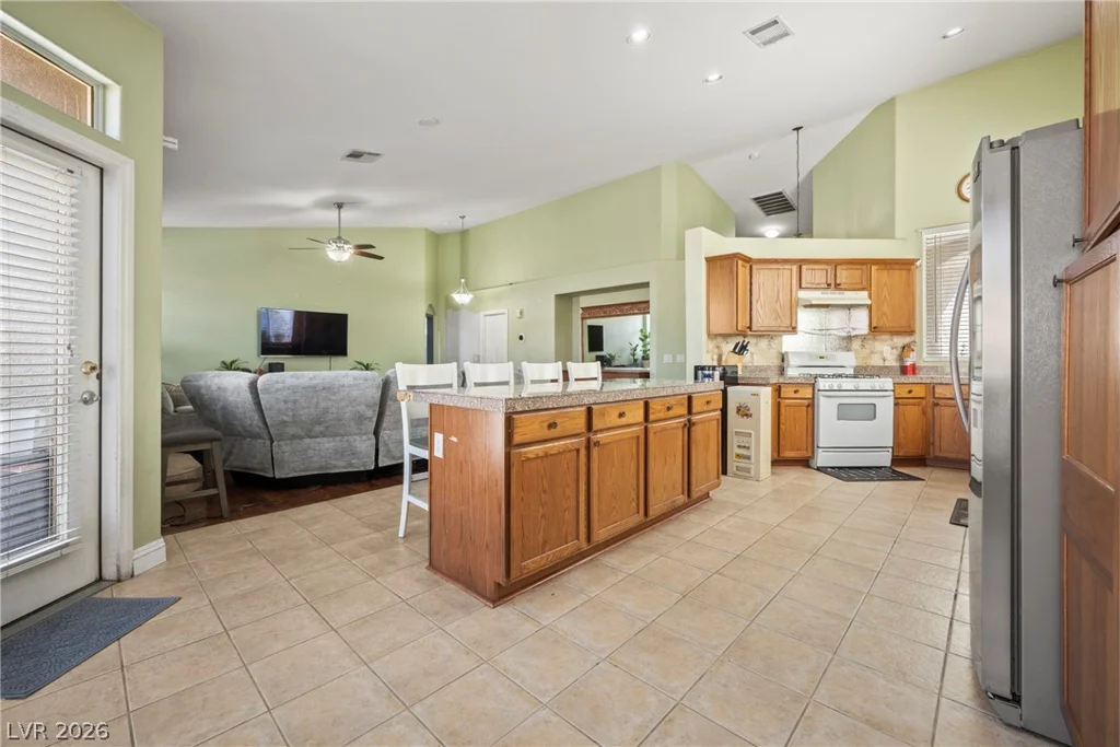 3560 Cupecoy Point, Las Vegas, NV 89141