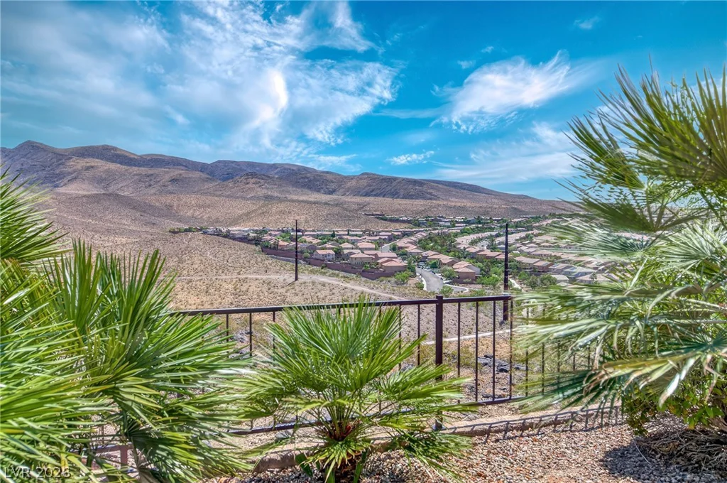 2349 Janesville, Henderson, NV 89044