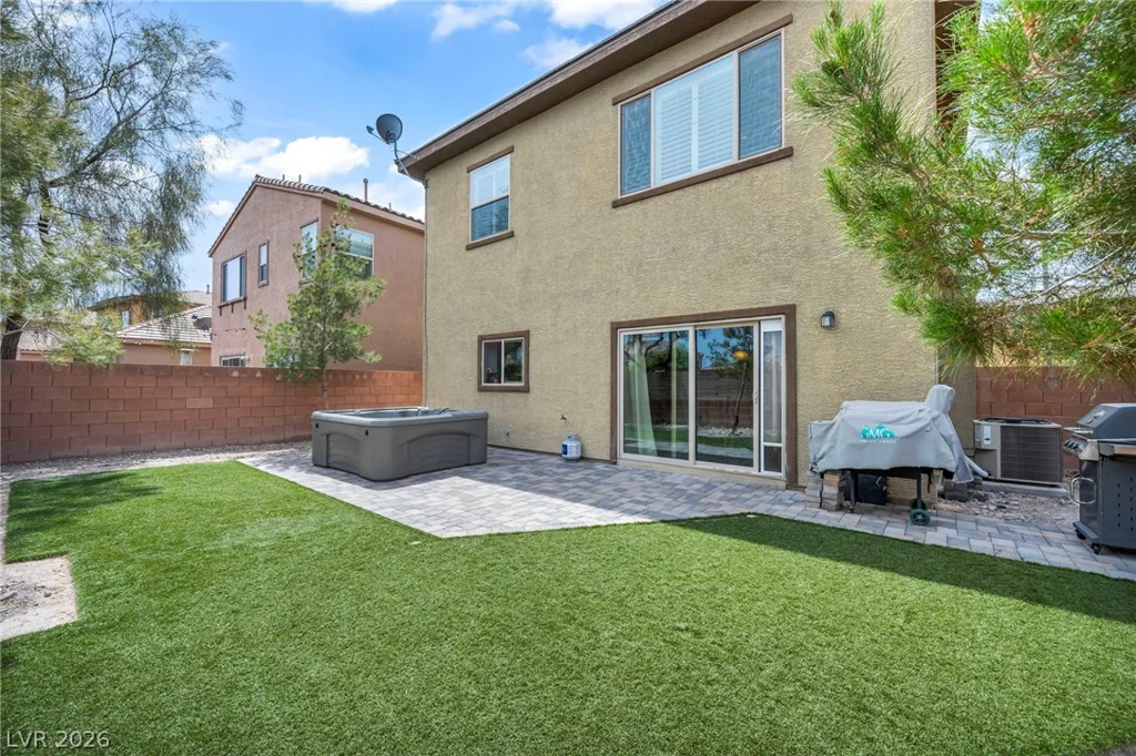 7630 Phoenix Peak, Las Vegas, NV 89166
