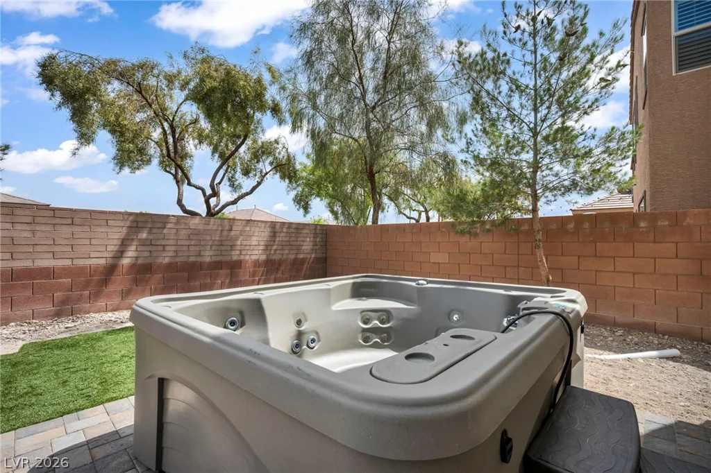 7630 Phoenix Peak, Las Vegas, NV 89166