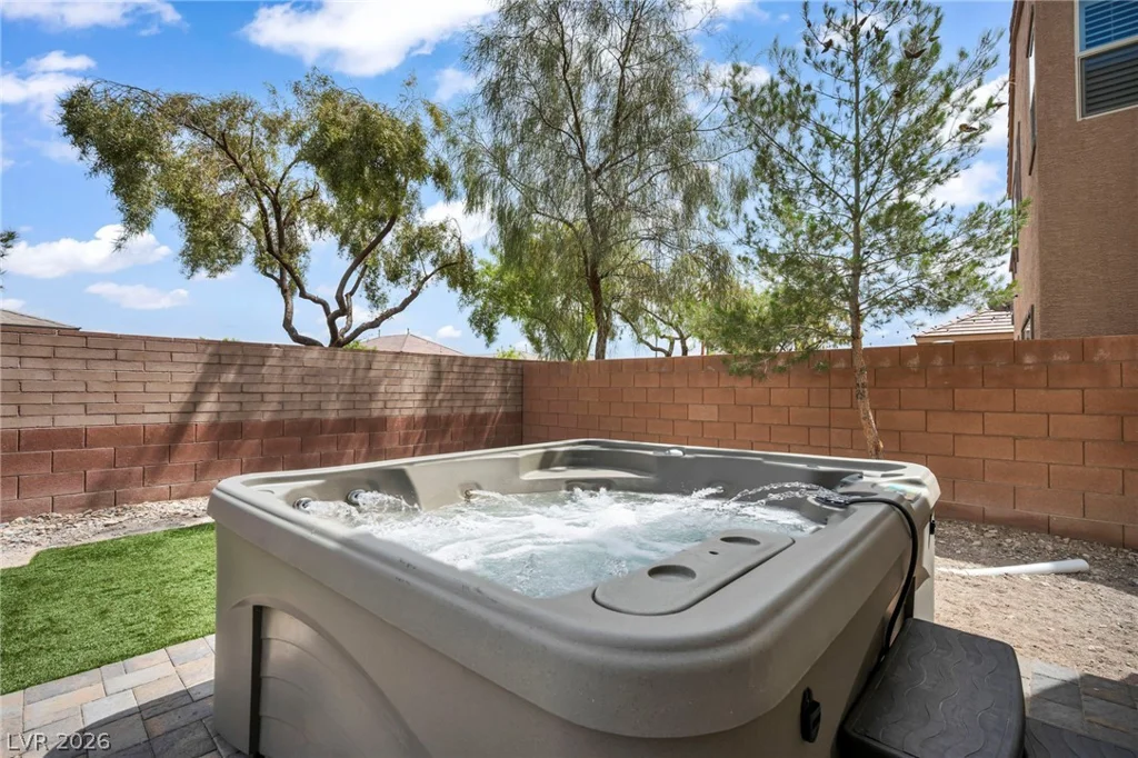 7630 Phoenix Peak, Las Vegas, NV 89166