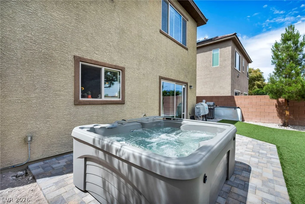 7630 Phoenix Peak, Las Vegas, NV 89166