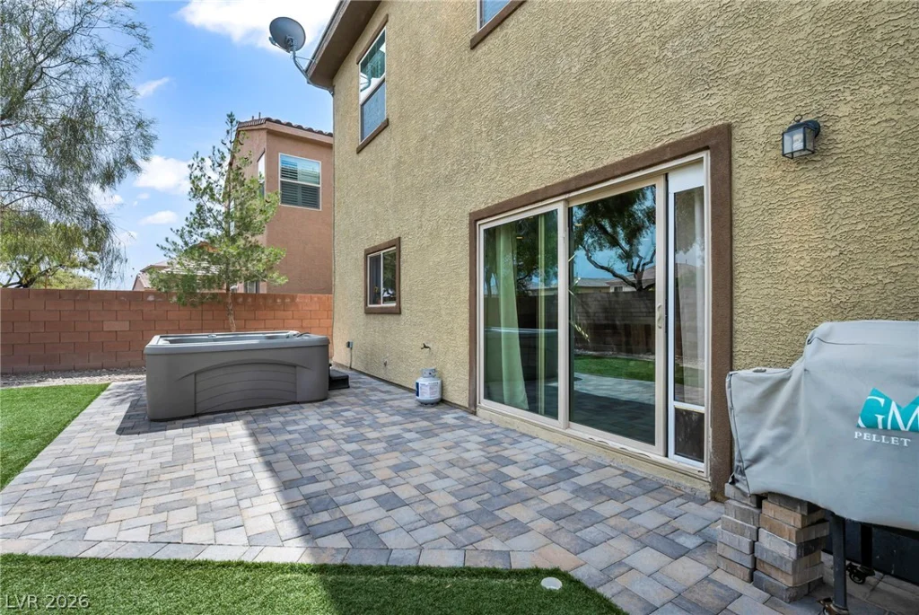 7630 Phoenix Peak, Las Vegas, NV 89166