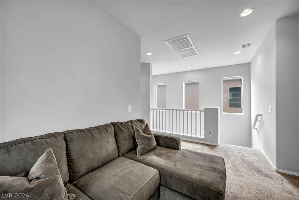 7630 Phoenix Peak, Las Vegas, NV 89166