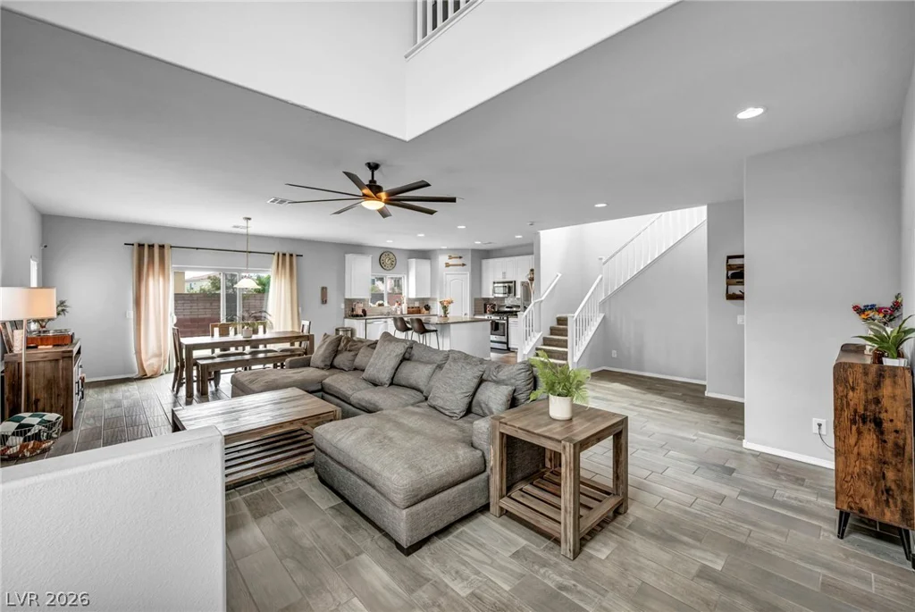 7630 Phoenix Peak, Las Vegas, NV 89166