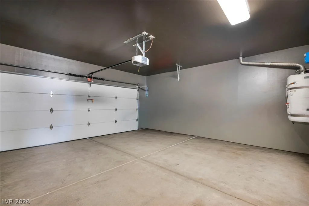 7630 Phoenix Peak, Las Vegas, NV 89166
