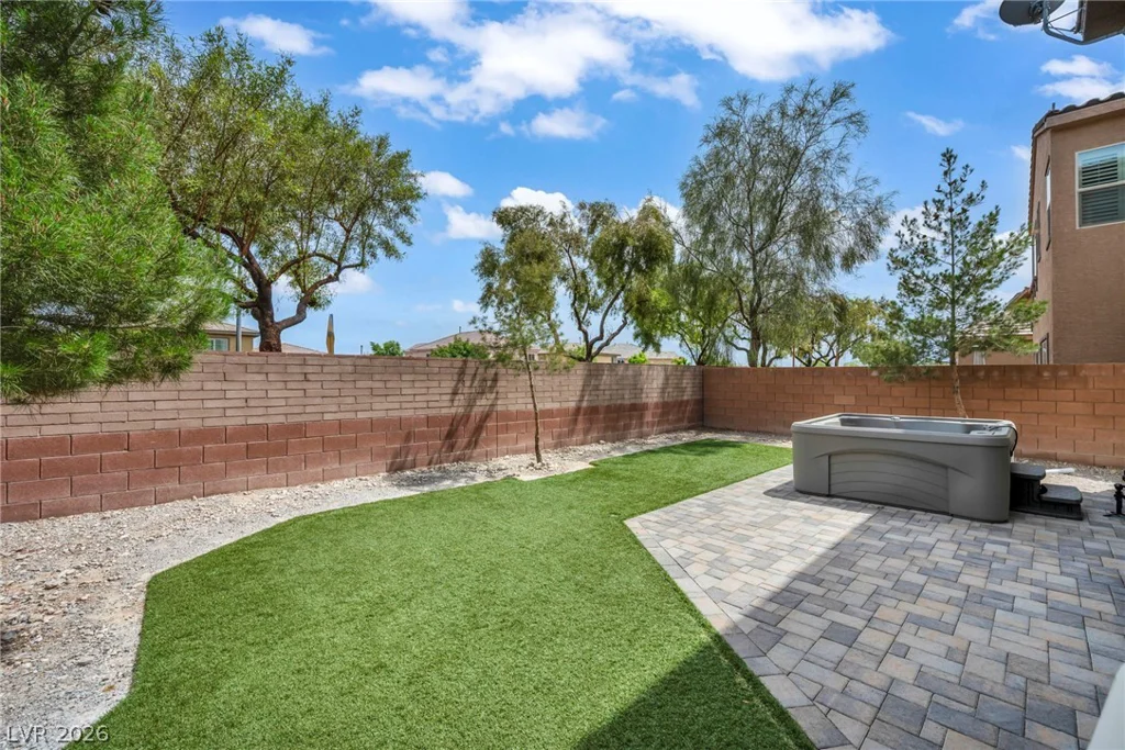 7630 Phoenix Peak, Las Vegas, NV 89166