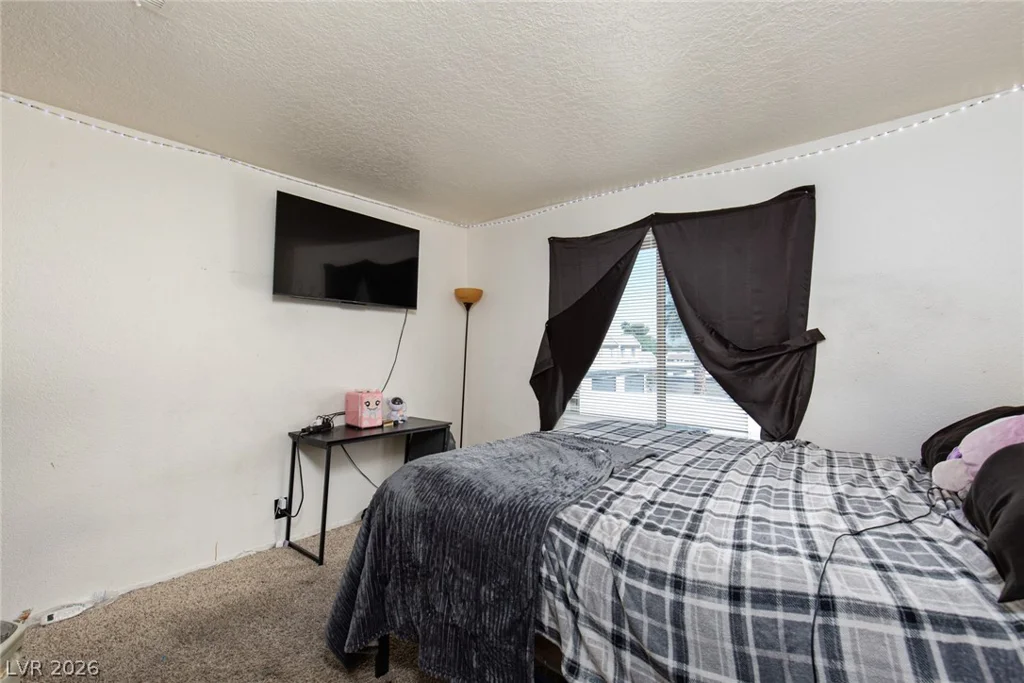 3233 Kinsale, Las Vegas, NV 89121