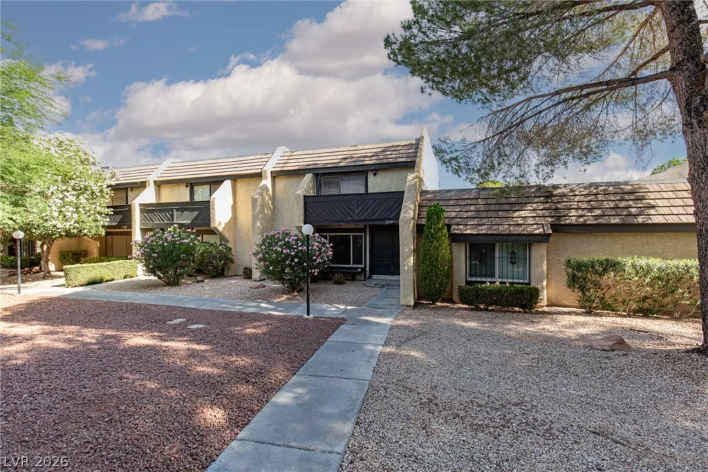3233 Kinsale, Las Vegas, NV 89121