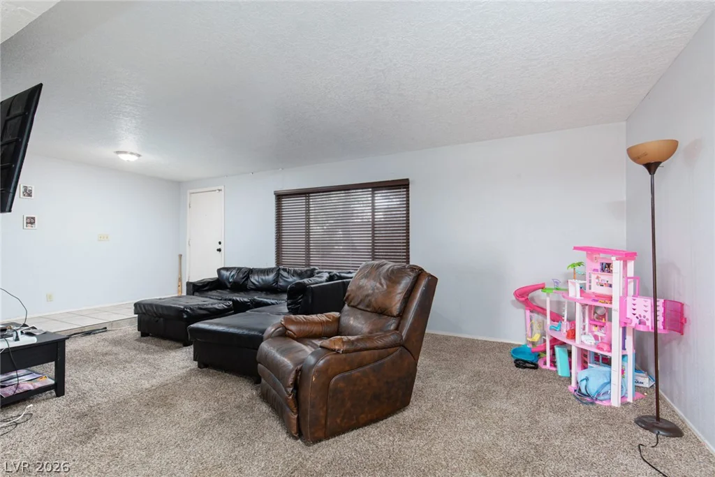 3233 Kinsale, Las Vegas, NV 89121