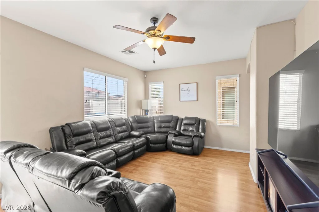 7449 Bouquet Canyon, Las Vegas, NV 89139