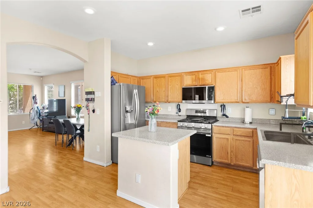 7449 Bouquet Canyon, Las Vegas, NV 89139