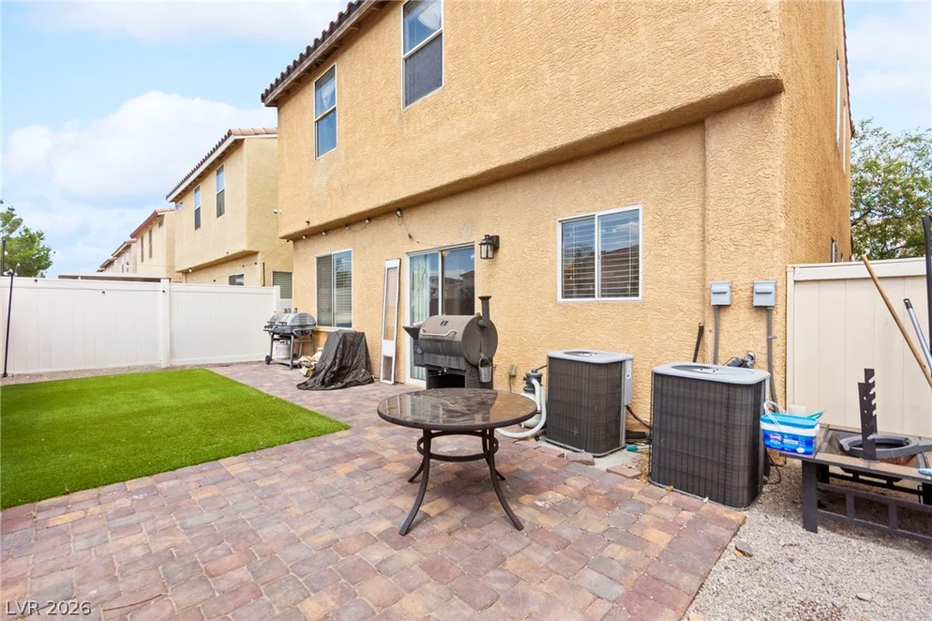 7449 Bouquet Canyon, Las Vegas, NV 89139