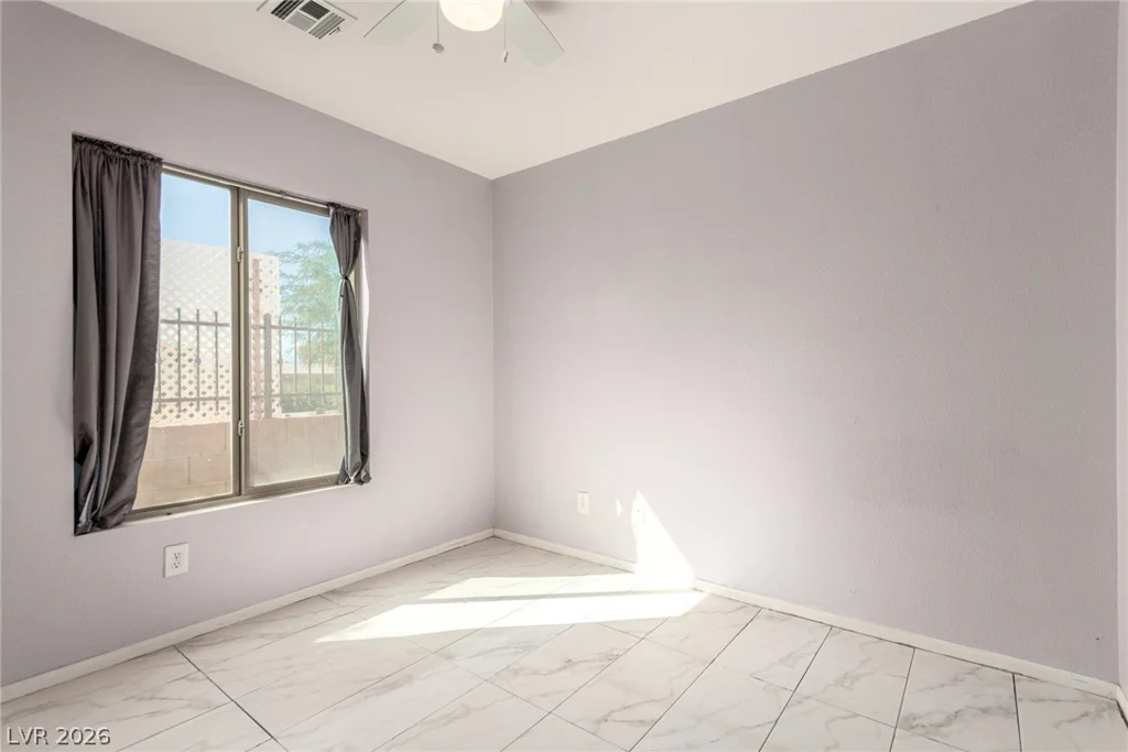 6542 Escatawpa Bay, Las Vegas, NV 89122