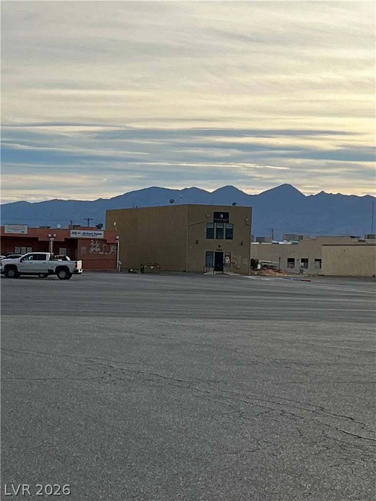 1700 Pahrump Valley BLVD, Pahrump, NV 89048
