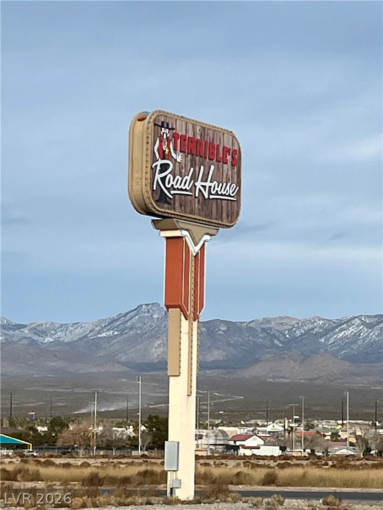 1700 Pahrump Valley BLVD, Pahrump, NV 89048