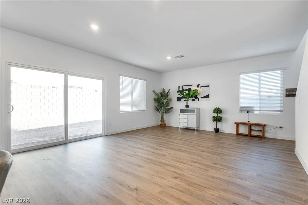 8326 Hayden Hill, Las Vegas, NV 89147