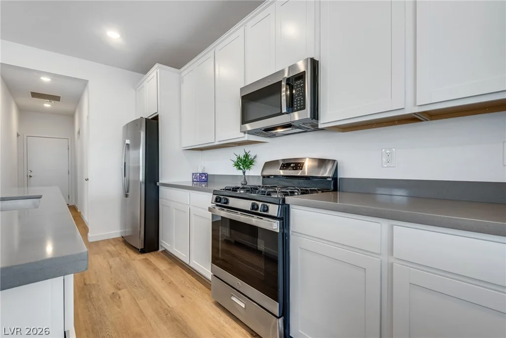 8326 Hayden Hill, Las Vegas, NV 89147
