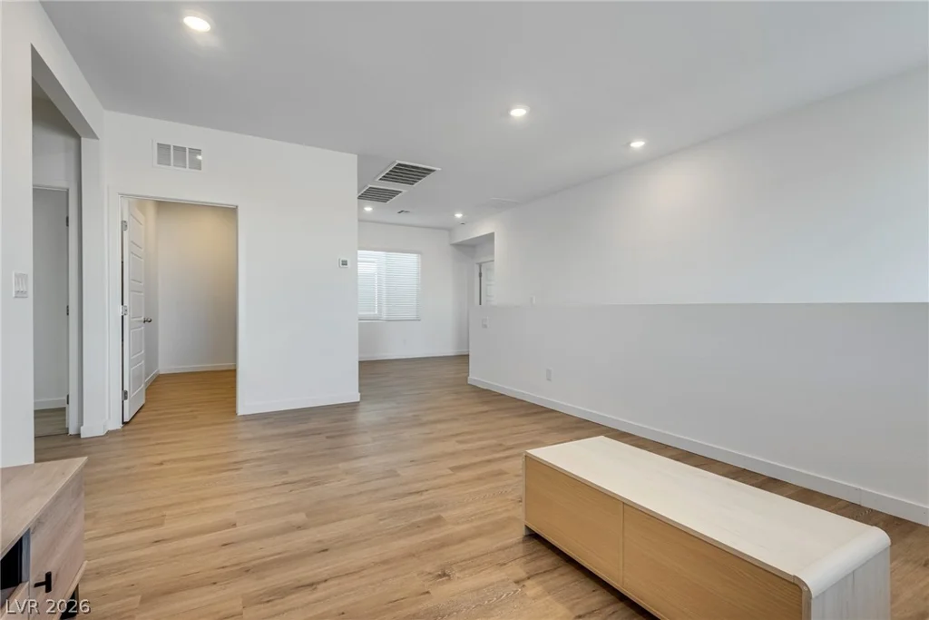 8326 Hayden Hill, Las Vegas, NV 89147