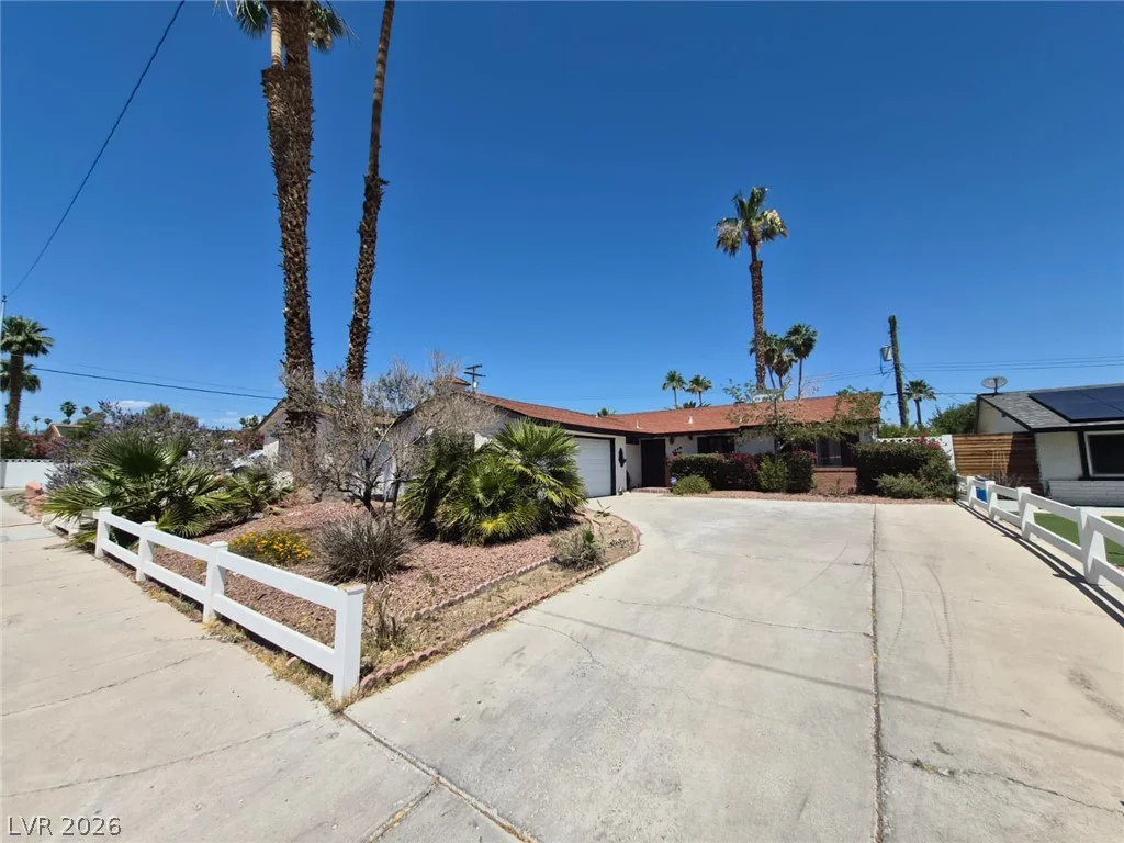 1713 Lamplighter, Las Vegas, NV 89104