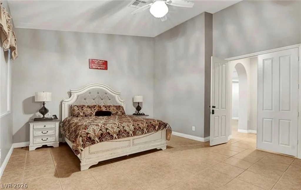 563 Moon Chase, Las Vegas, NV 89110