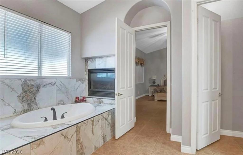563 Moon Chase, Las Vegas, NV 89110